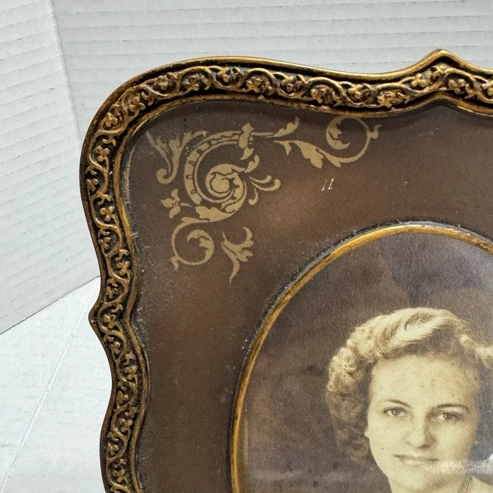 Vtg Antique Double Frame Picture Brown Gold Photo Ornate Young Woman Man Baroque